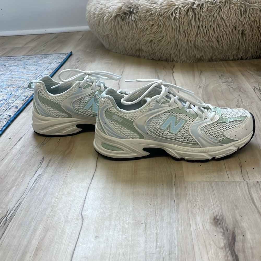 New Balance 530